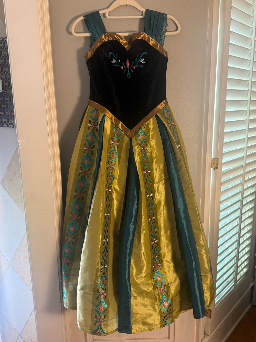 Disney Chasing Fireflies Frozen Anna Coronation Gown Costume Girls L 10-12